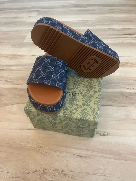 Gucci Denim Logo Slide Sandals with Brown Footbed - Picture 3 of 4